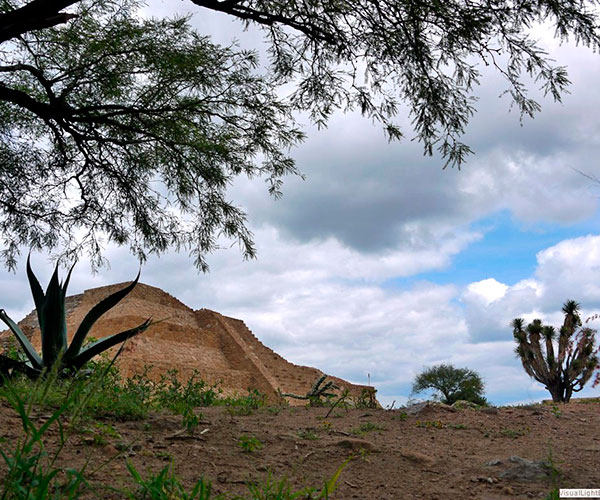 Sitio Arqueológico Pahñú Tecozautla Pueblo Mágico 07