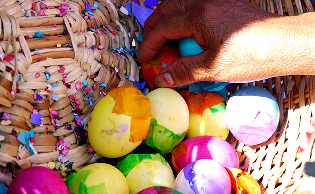 Cascarones Carnaval Tecozautla