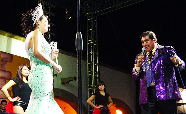 Coronación Feria de la Fruta Tecozautla